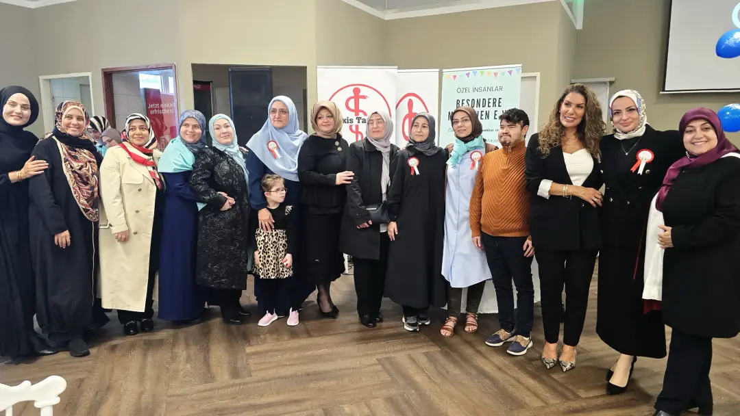Berlin’de Özel Gereksinimli Çocuklar İçin “Yalnız Değilsin, Yanındayım” Etkinliği