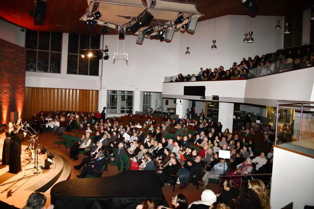 Samida Berlin’de Çok Dilli Bir Konserle Büyüledi