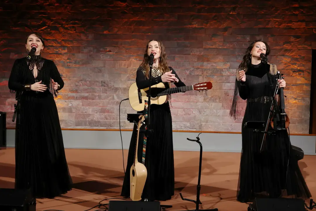Samida Berlin’de Çok Dilli Bir Konserle Büyüledi