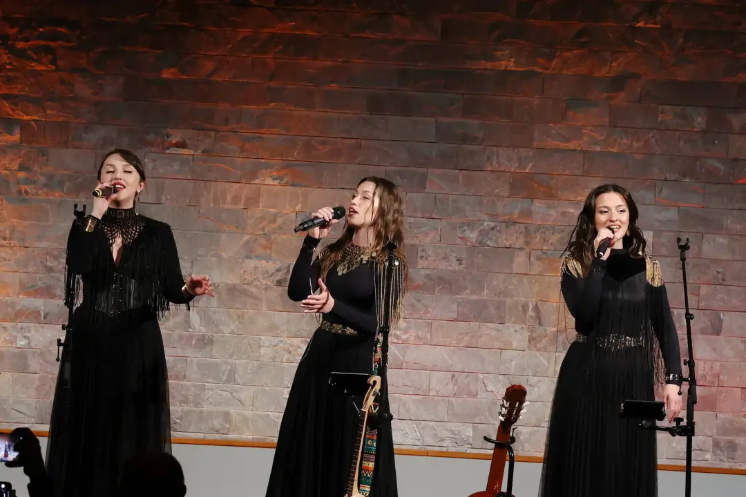 Samida Berlin’de Çok Dilli Bir Konserle Büyüledi