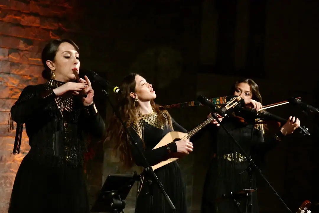Samida Berlin’de Çok Dilli Bir Konserle Büyüledi