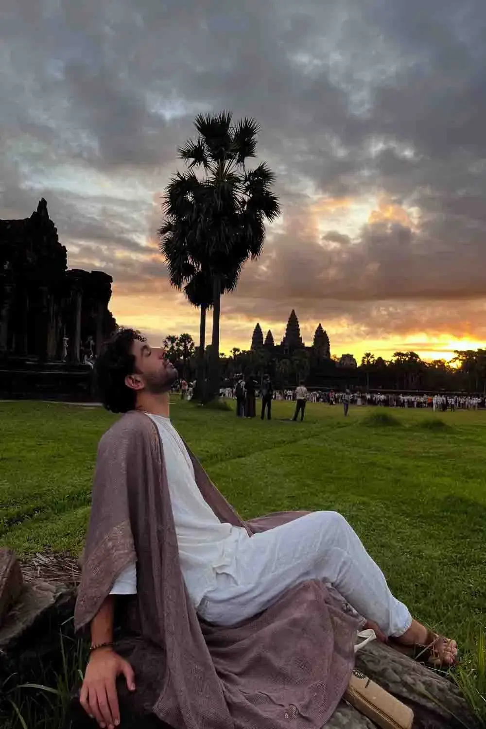 “Ejderhanın Çağrısı”: Arda Esberk’in Siem Reap Yolculuğu ve Mikhail Kirilin ile Röportajı