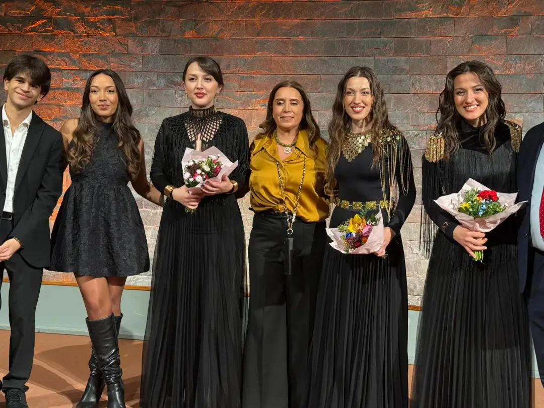 Samida Berlin’de Çok Dilli Bir Konserle Büyüledi
