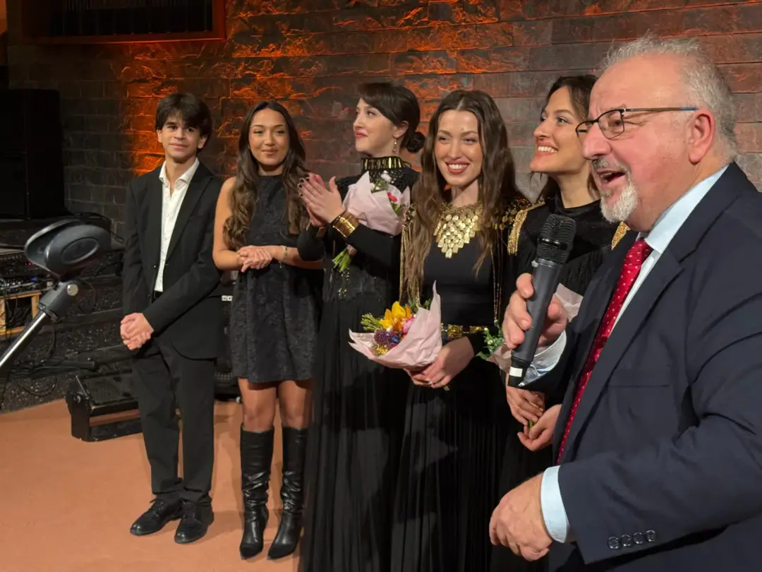 Samida Berlin’de Çok Dilli Bir Konserle Büyüledi