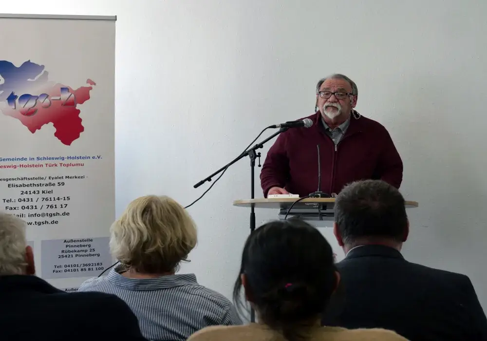 Kiel’de “Dünden Bugüne Sinti ve Romanlar” Diyalog Etkinliği Yoğun İlgi Gördü