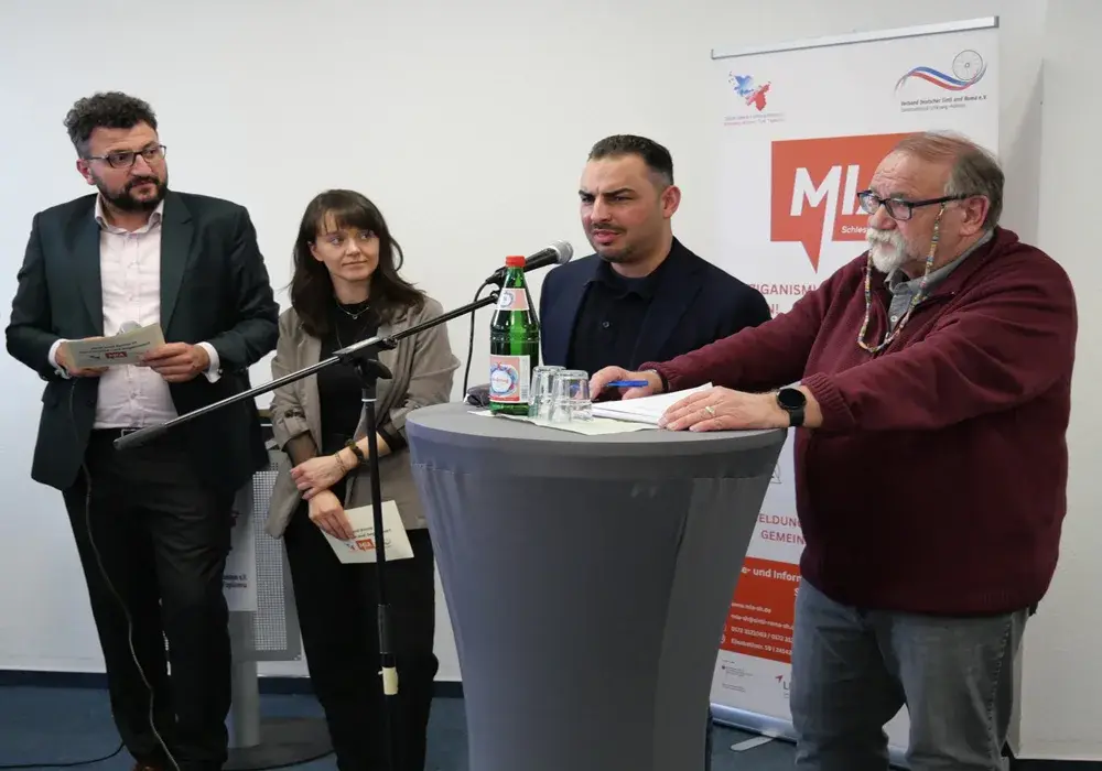 Kiel’de “Dünden Bugüne Sinti ve Romanlar” Diyalog Etkinliği Yoğun İlgi Gördü