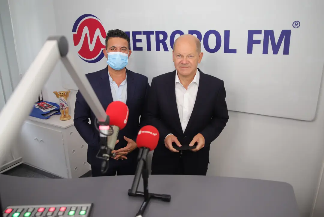 SPD‘nin Başbakan Adayı Olaf Scholz Metropol FM‘i Ziyaret Etti