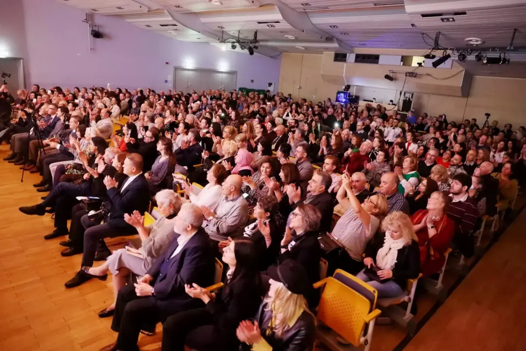35. Yılı ‘Barışın olduğu yerde hayat çiçek açar’ konserle kutlandılar