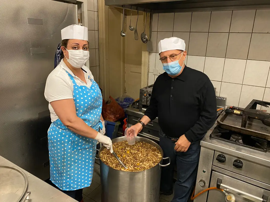 CHP Berlin Birliği Aşure dağıttı