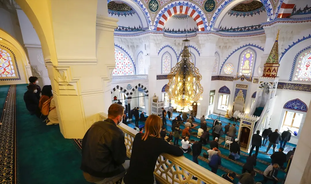 Almanya'daki camilerde 'Açık Kapı Günü' etkinliği düzenlendi