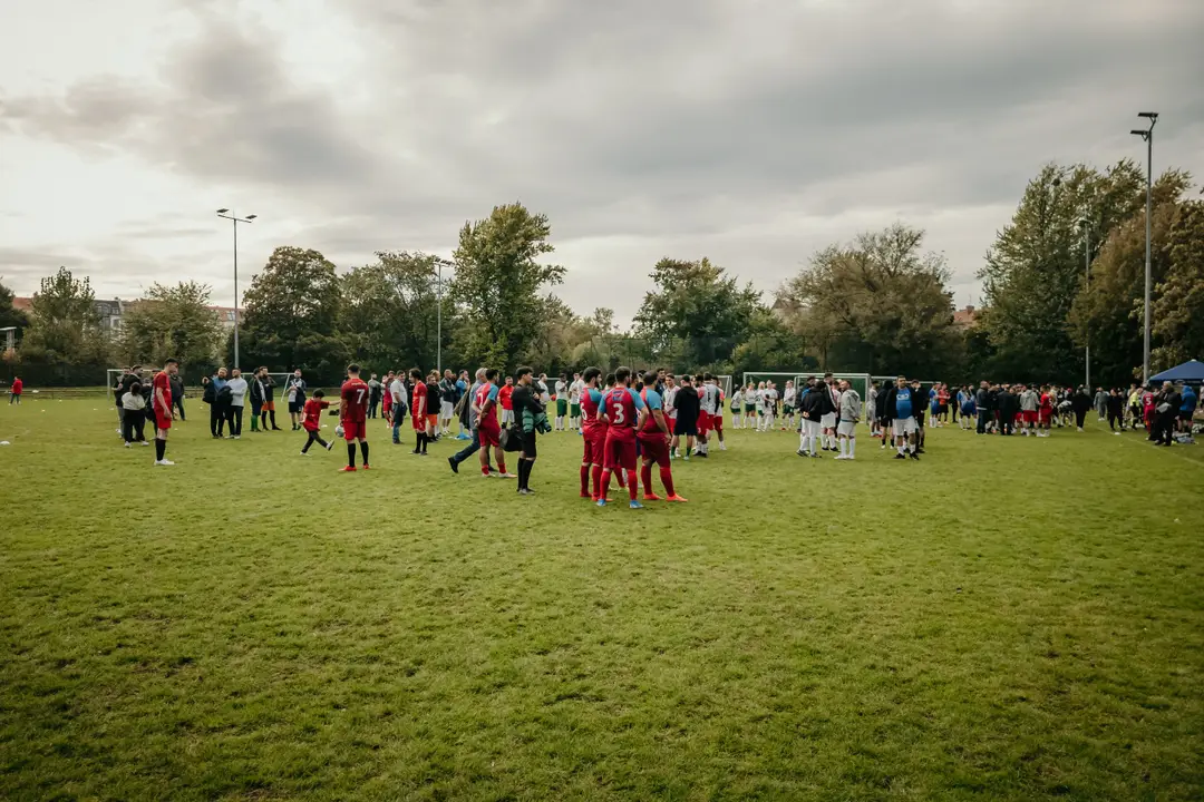 MÜSİAD Berlin futbol turnuvası düzenledi