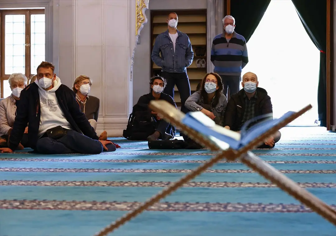 Almanya'daki camilerde 'Açık Kapı Günü' etkinliği düzenlendi