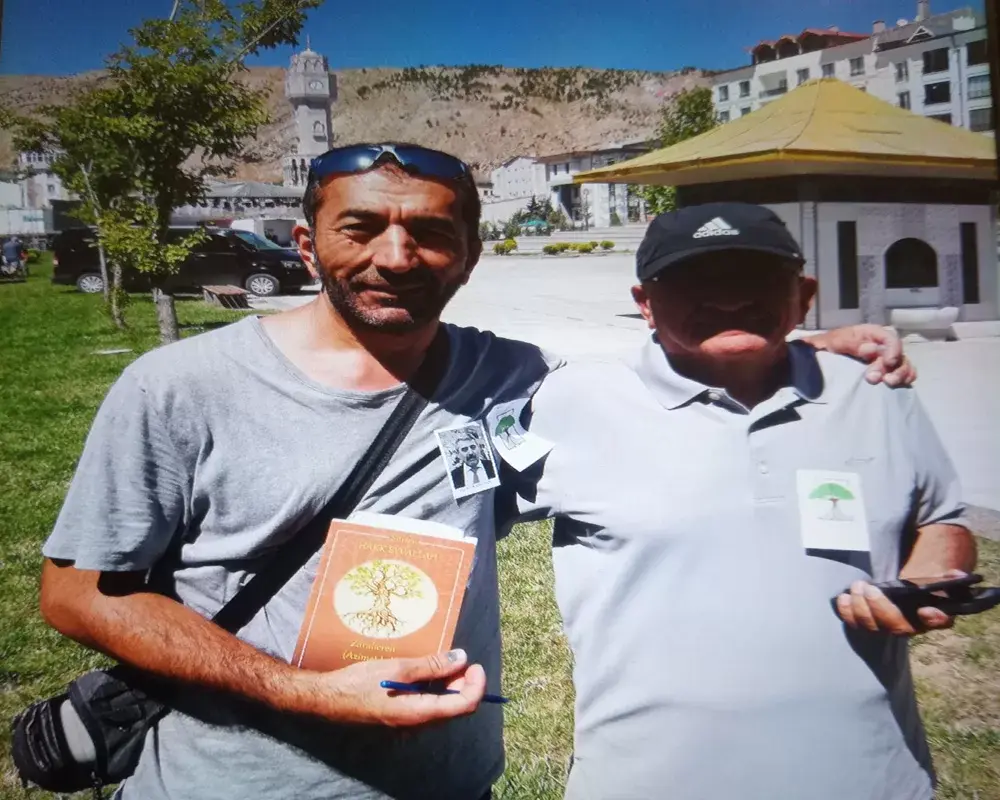 Şair Azimet Işık ikinci şiir kitabını çıkardı