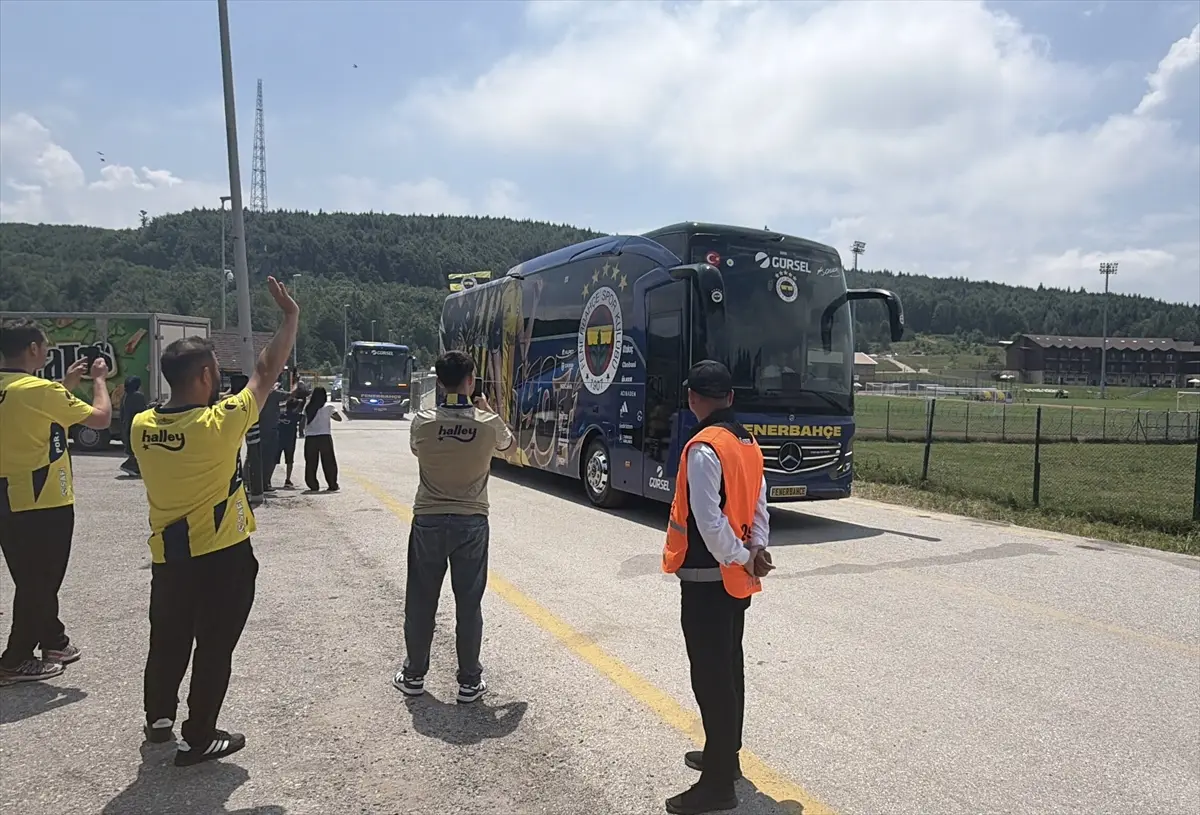 Fenerbahçe kampı bitirdi, İstanbul'a döndü