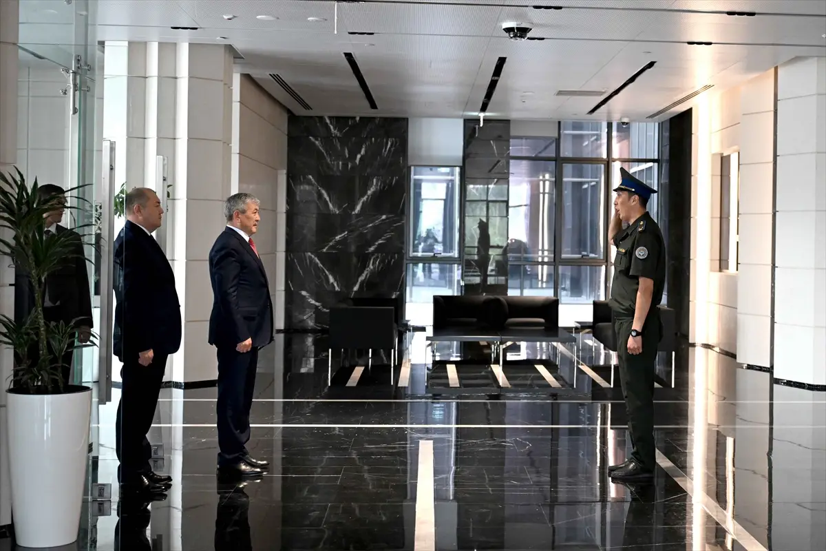 Caparov: Milli Güvenlik Başkanı görevden alındı