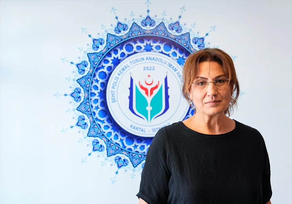 Şehit polisin eşi: 15 Temmuz ruhu aktarılmalı