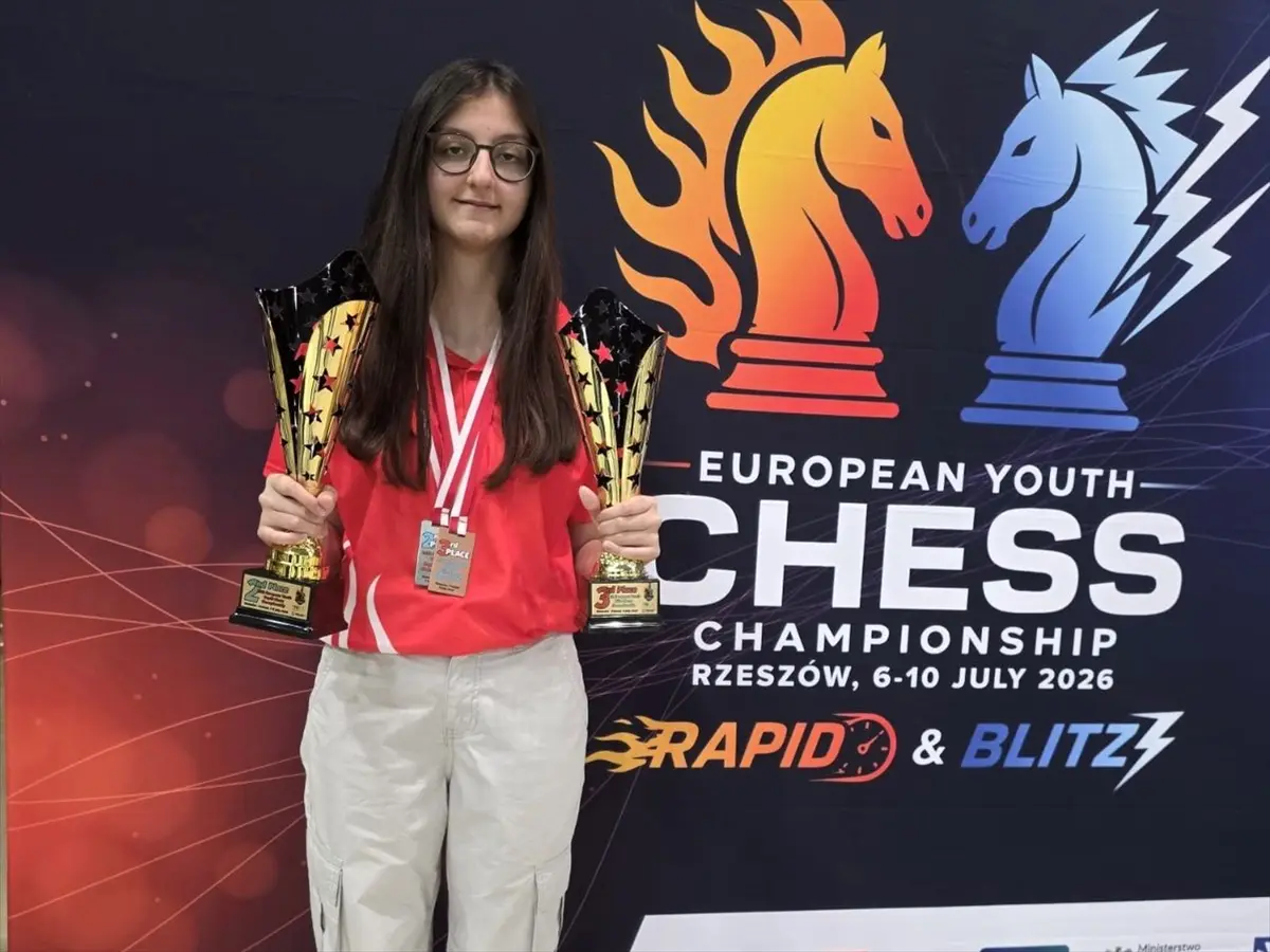 Arya Aydoğan'dan 2 madalya birden