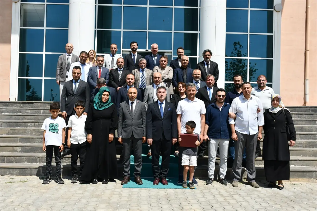 Rektör Demir: 15 Temmuz gazilerine minnettarız