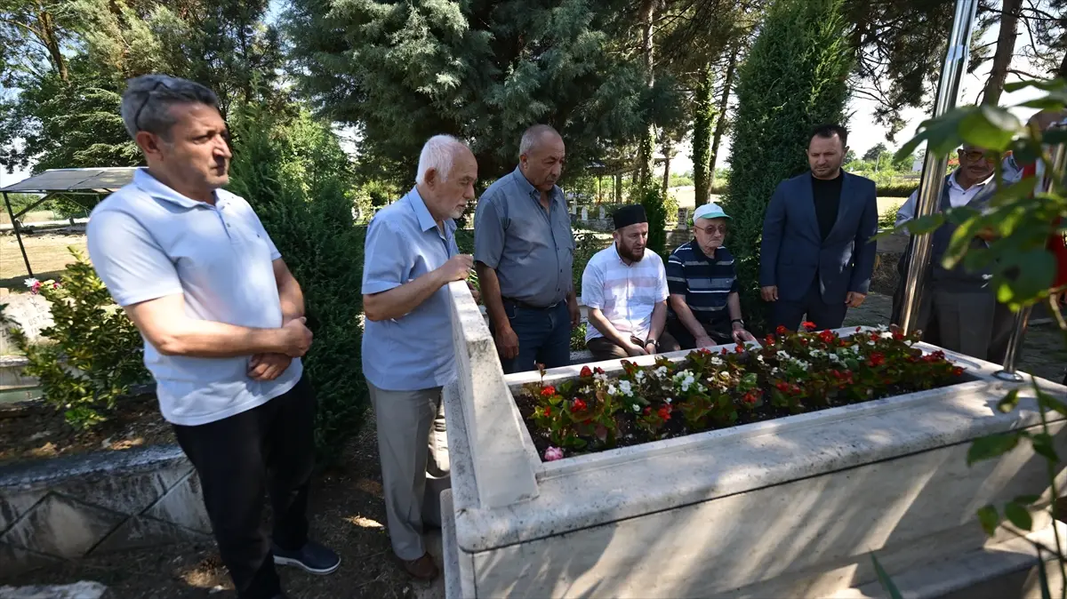 Huzurevi sakinleri şehit Baysan'a hatim hediye etti