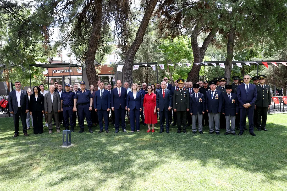 Kırklareli: 15 Temmuz şehitleri için 253 gül dikildi