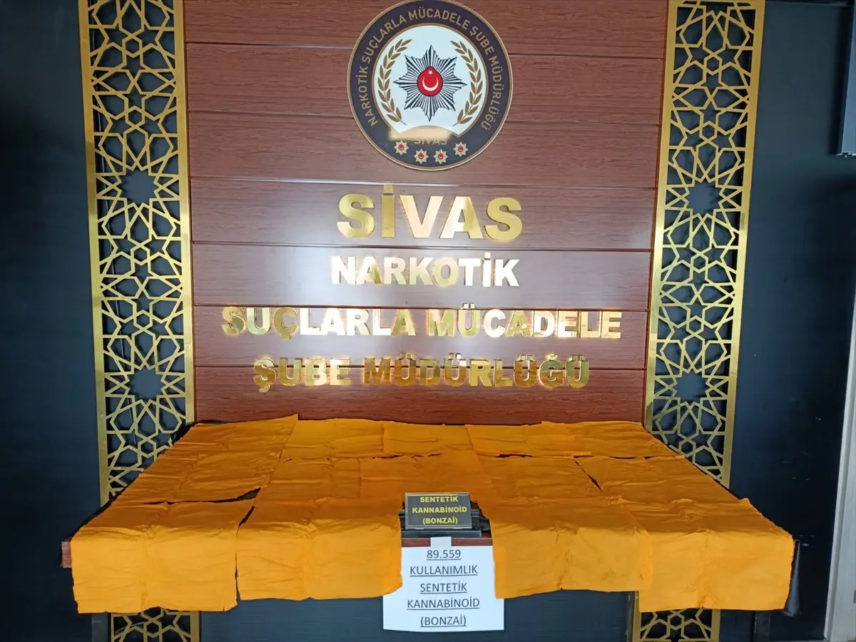 Sivas'ta uyuşturucu operasyonu: 2 tutuklama
