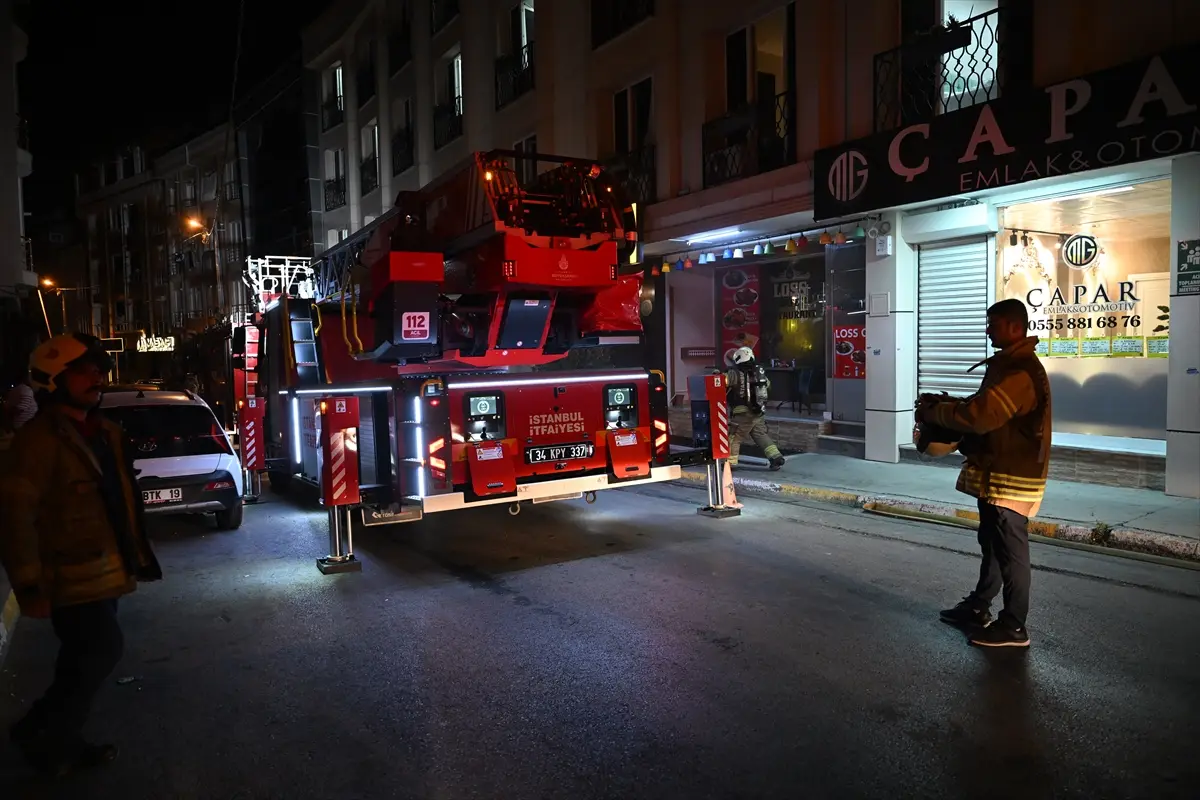 Esenyurt'ta otel yangını söndürüldü, bir kişi etkilendi