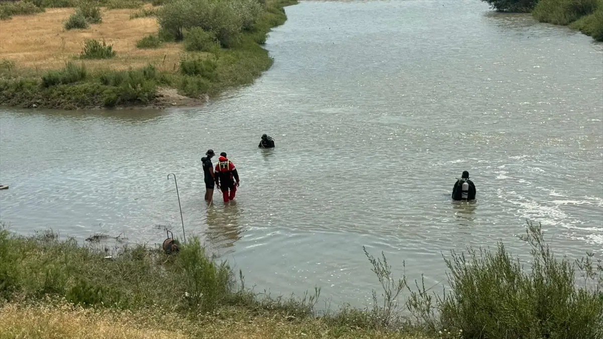 Muş'ta akarsuya düşen 6 yaşındaki çocuğun cansız bedeni bulundu