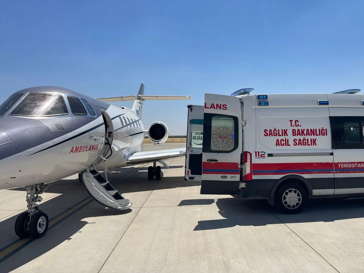 Mardin'den 14 günlük bebek ambulans uçakla Konya'ya sevk edildi