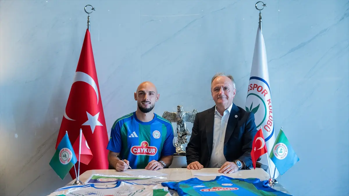 Çaykur Rizespor: Galatasaray'dan Ahmed Kutucu'yu kiraladı