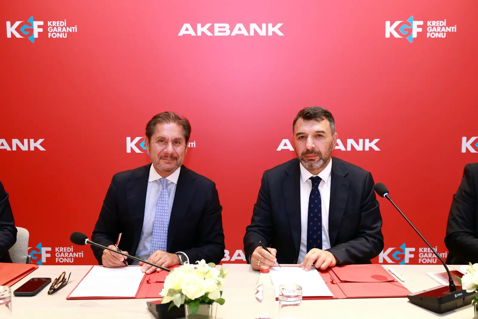 Kaan Gür: KOBİ'ler Dijital KGF Kredisine Akbank Mobil'den Erişecek