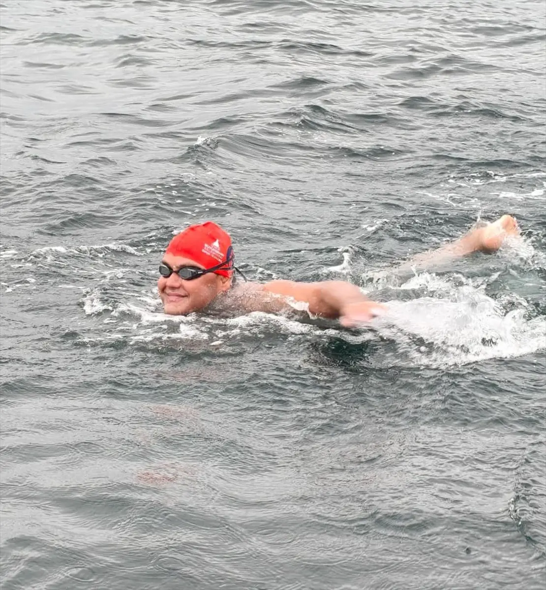 Autistic Tuna Tunca Crosses North Channel in 16 Hours
