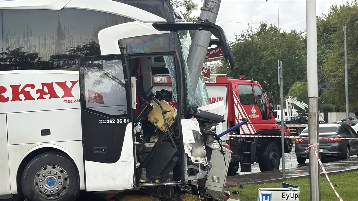 Unfall in Eyüpsultan: Gesundheitsdirektor Güner meldet 30 Verletzte