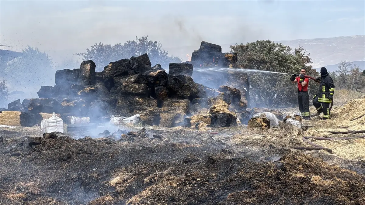 Brand in Strohballen in Erzincan unter Kontrolle