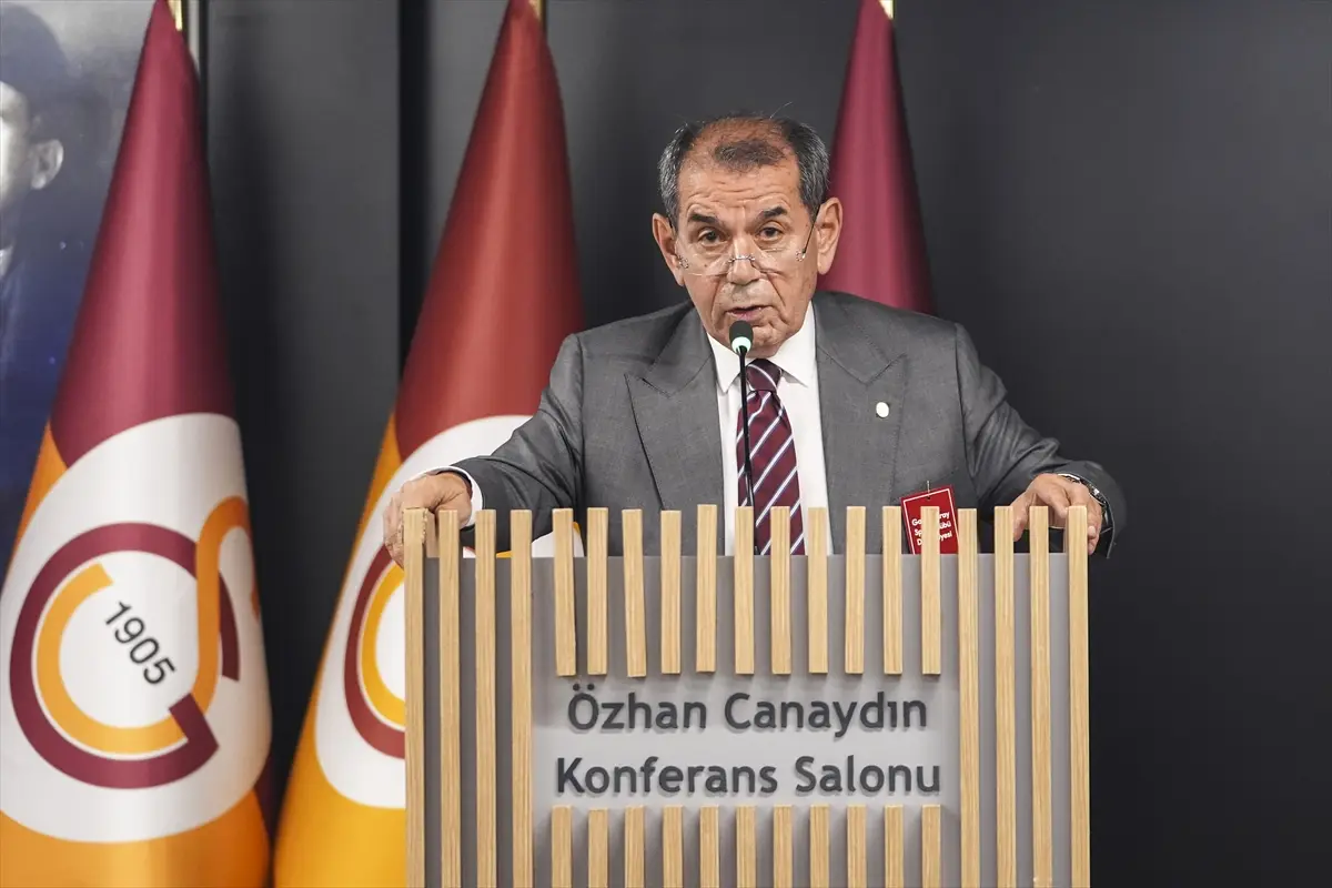 Galatasaray Başkanı Dursun Özbek: Transferde Acele Etmiyoruz