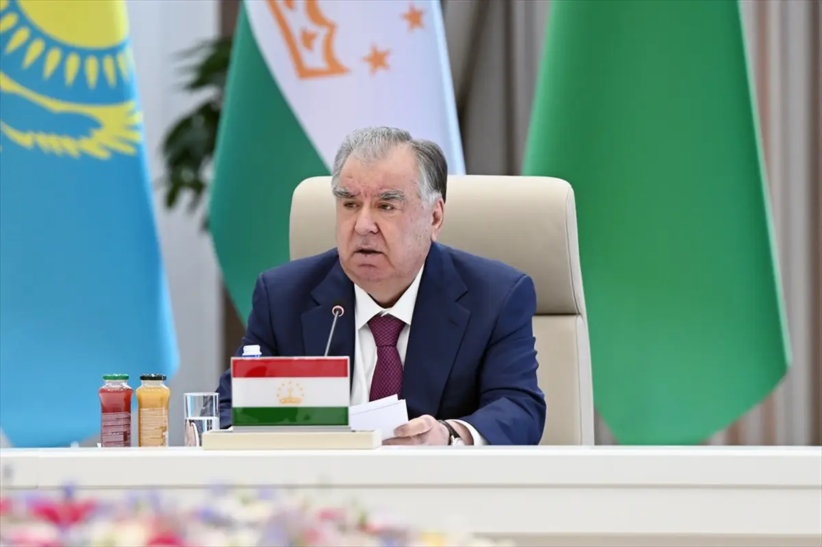 Rahman: Orta Asya'ya büyük petrol rafinerisi önerisi