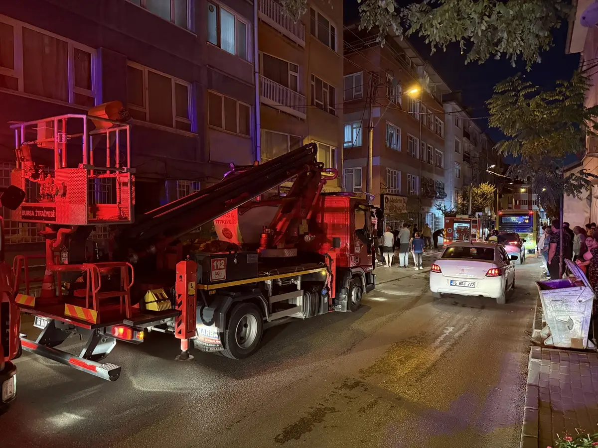 Bursa Osmangazi'de ev yangını: Murat G. yaşamını yitirdi