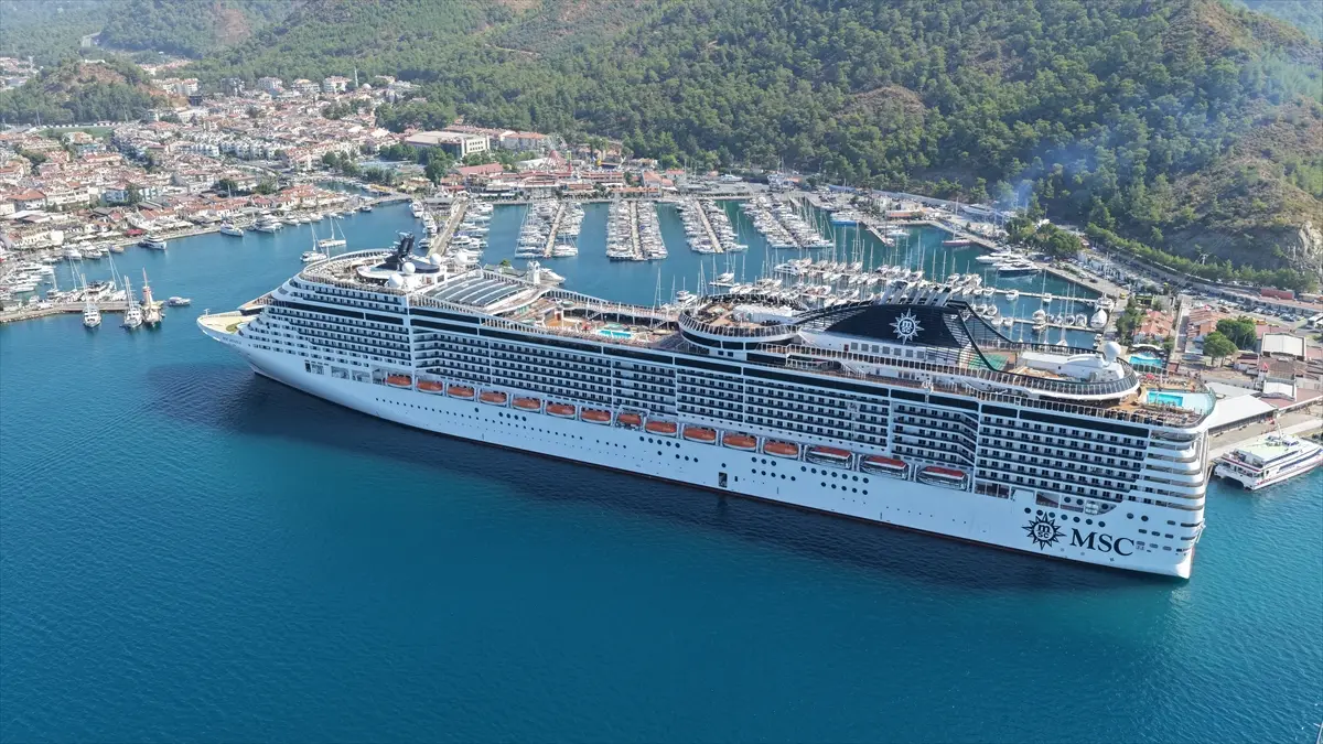 MSC Divina Kruvaziyeri: Marmaris'e 4 bin 140 turist getirdi