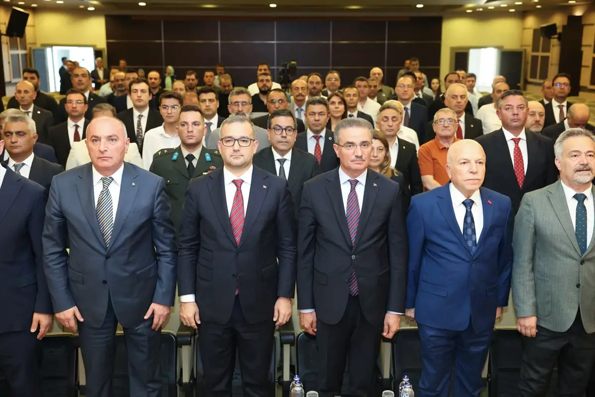 TCMB Başkanı Karahan: Erzurum'da para politikası sunumu