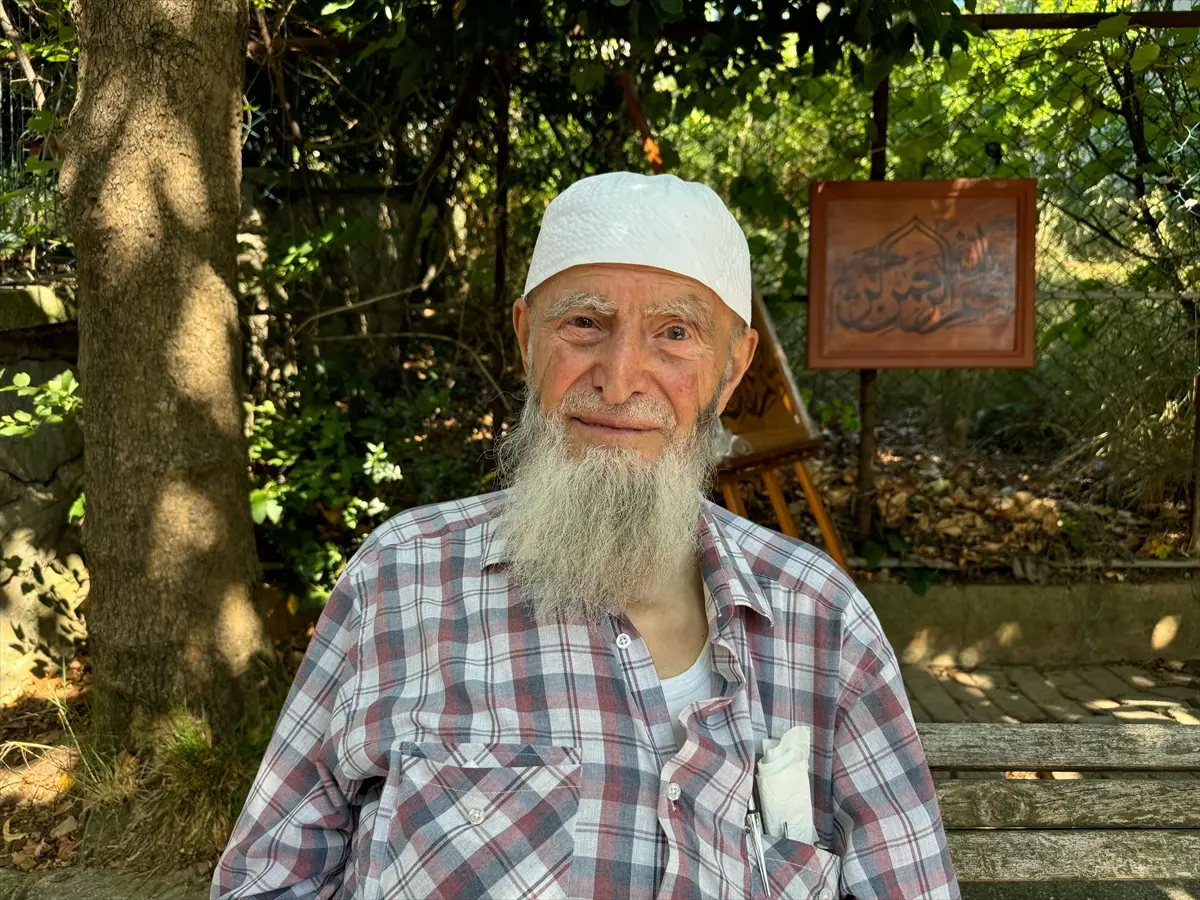 Sanatçı Yaşar Kaykun: Ahşap yakma ve hat sanatını sürdürüyor