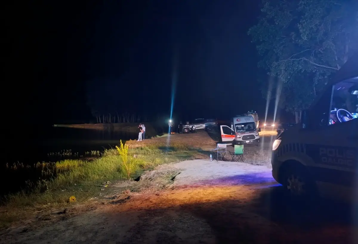 Tekirdağ Kapaklı'da gölde kaybolan A.K. aranıyor