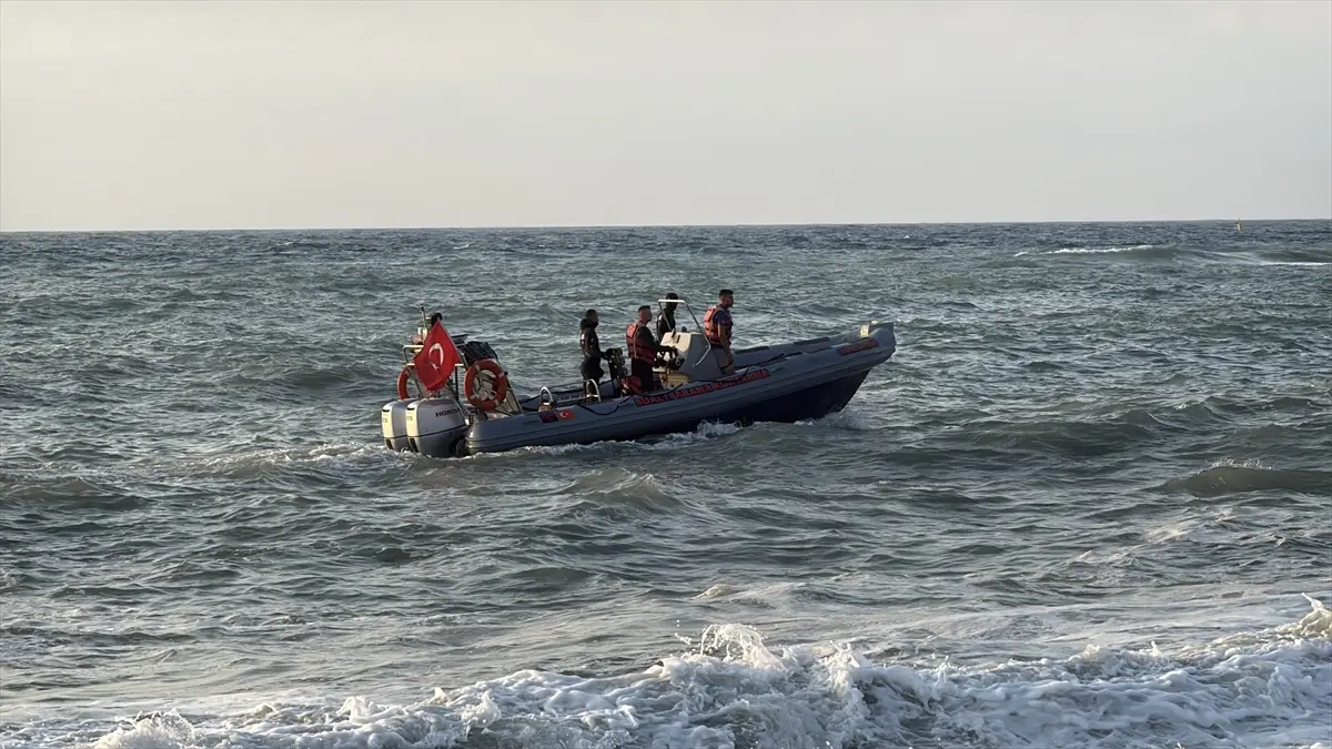 M.Ş.: Zonguldak'ta denizde kaybolan 16 yaşındaki çocuk aranıyor