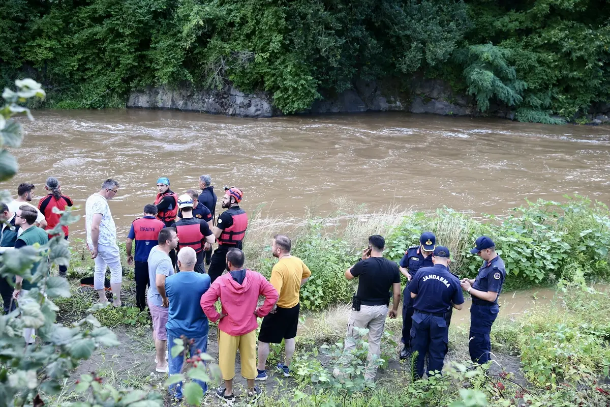 Giresun'da Dere Faciası: İki Kişi Ölü Bulundu, Anne Aranıyor
