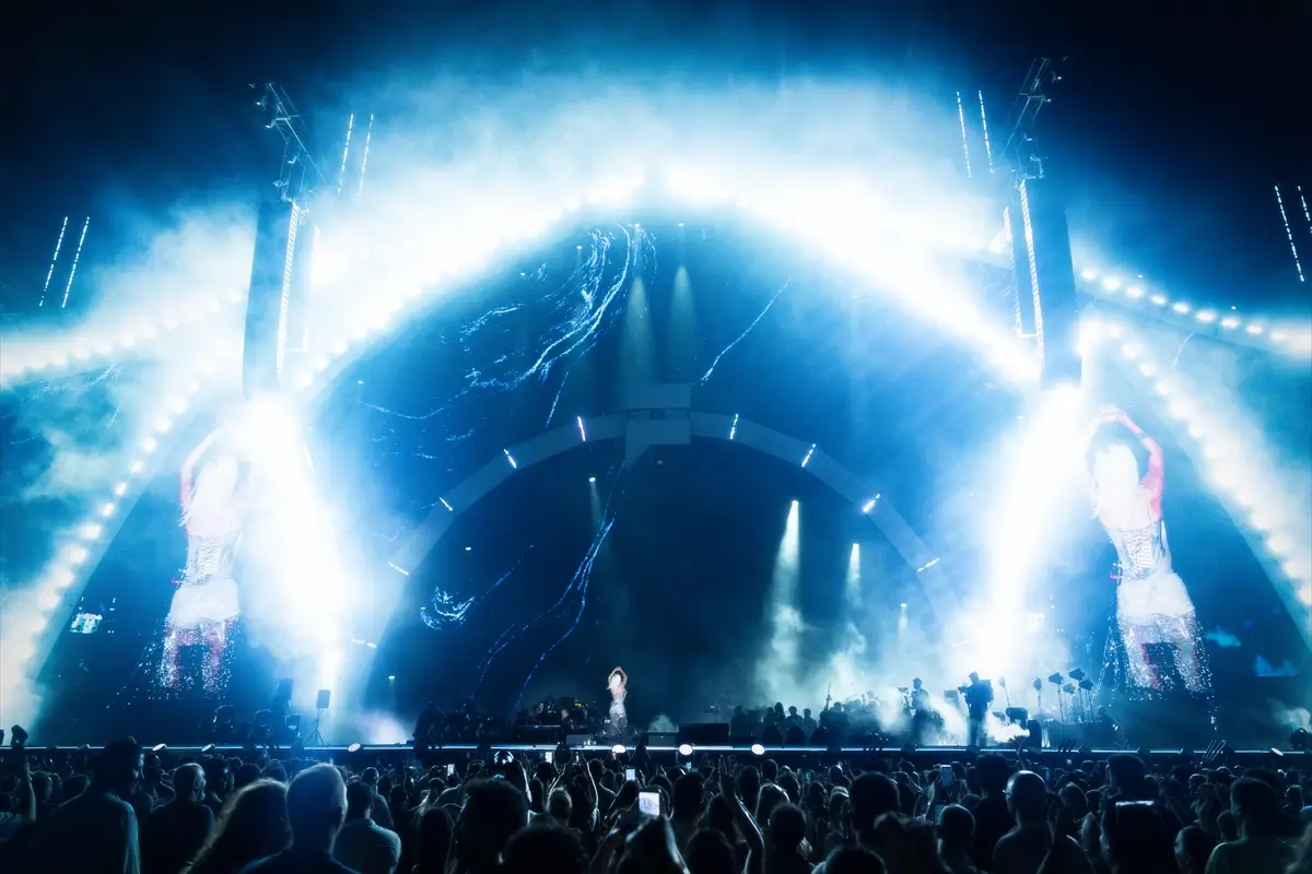 İstanbul Festivali: Hande Yener ve Levent Yüksel konser verdi