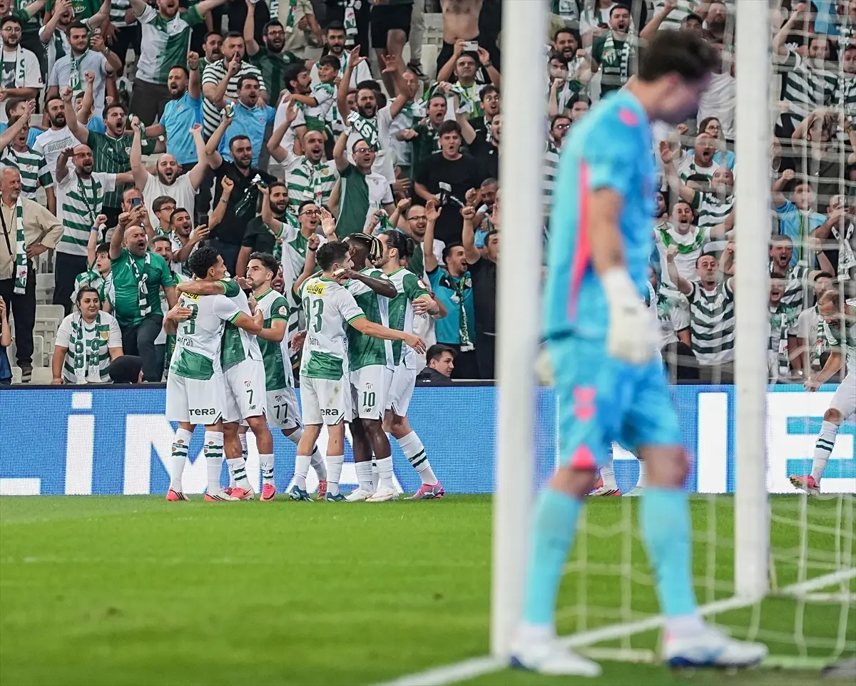 Trendyol 1. Lig: Bursaspor, Iğdır FK'yi 1-0 mağlup etti
