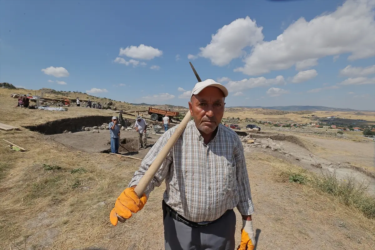 Mehmet Erdek: Hattuşa kazılarında 51 yıldır kazma sallıyor