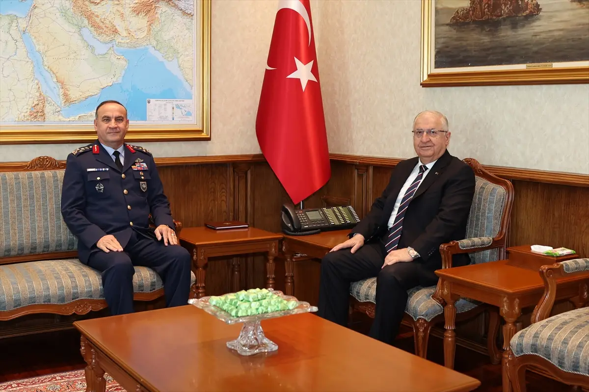 Bakan Güler: Orgeneral Dalkıran'a yeni görevinde başarılar