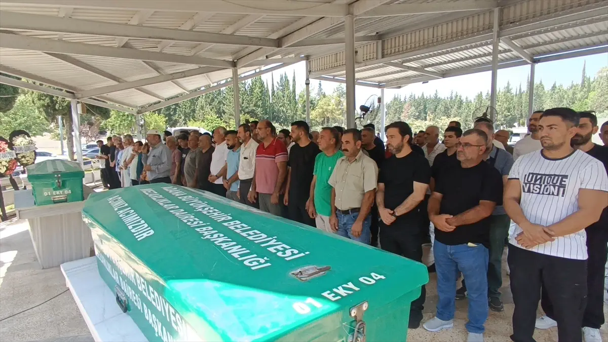 Adana'da baba ve oğlunu silahla öldüren zanlı tutuklandı