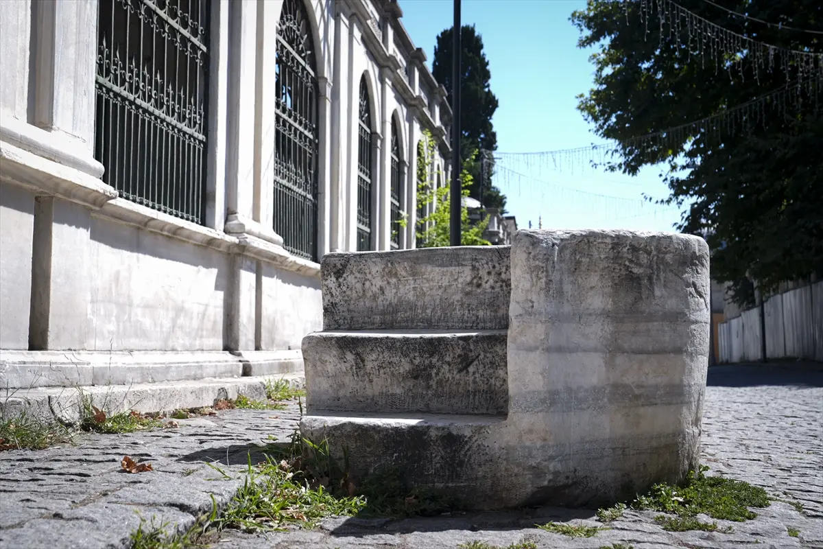 İstanbul'un binek taşları Osmanlı mimarisi