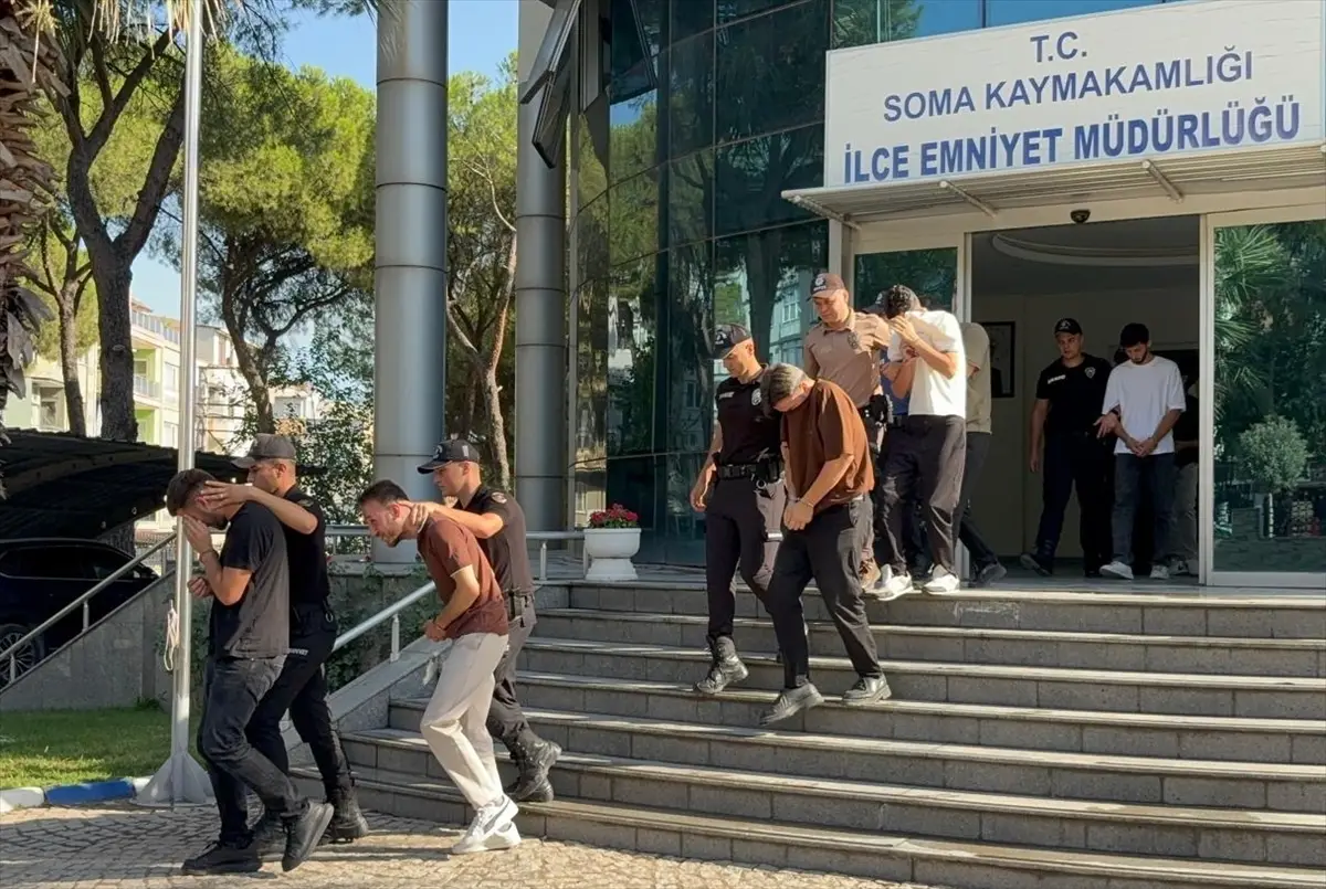 Suç örgütü operasyonunda 39 şüpheli adliyede