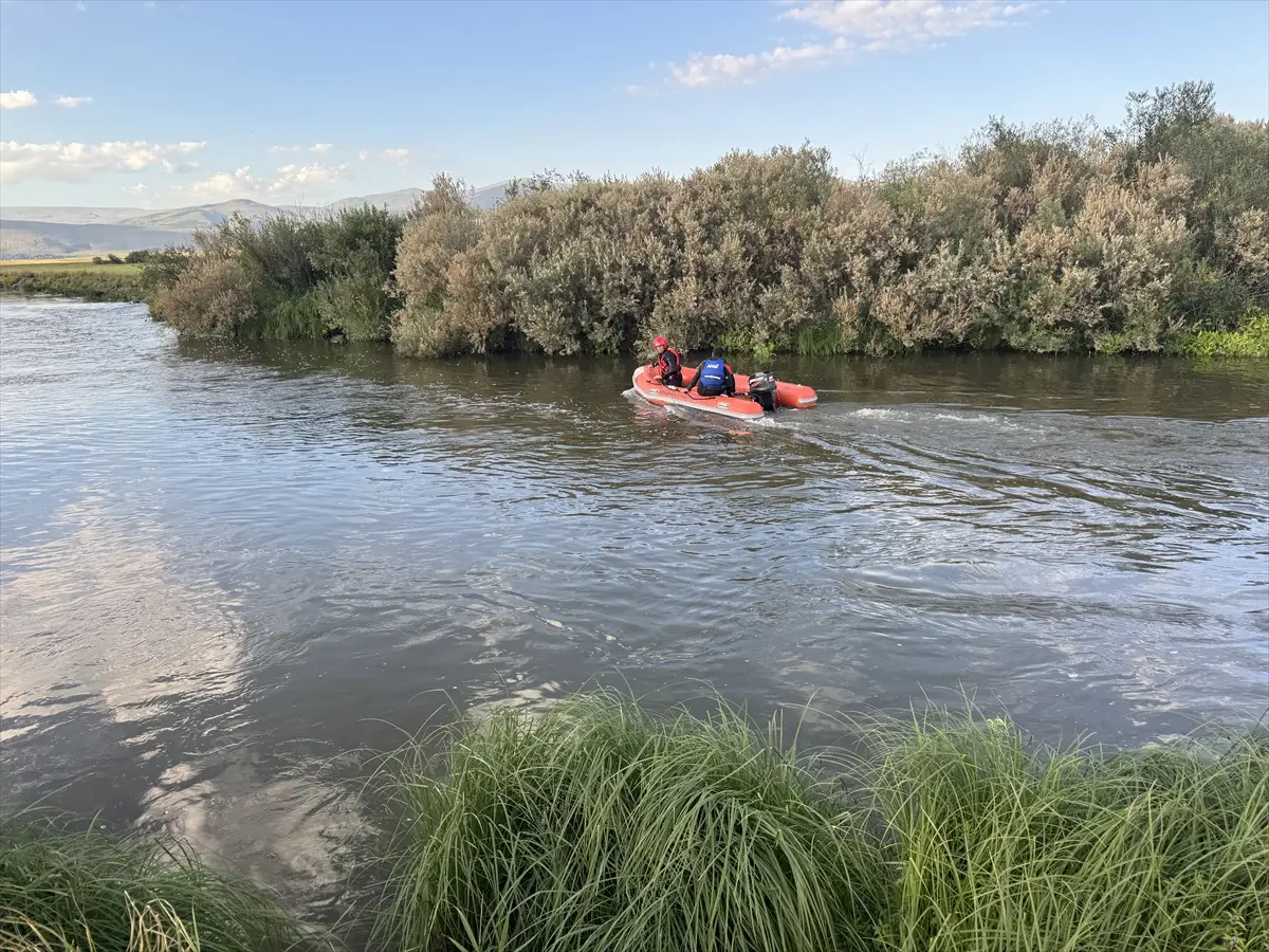 Ardahan'da Kura Nehri'nde kaybolan kişiyi arama çalışmalarına ara verildi